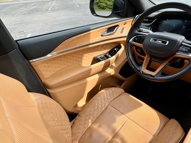 2022 Jeep Grand Cherokee L Summit