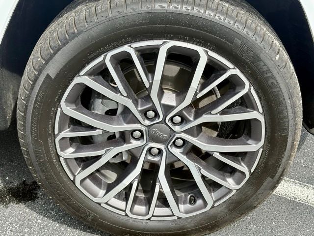 2022 Jeep Grand Cherokee L Summit