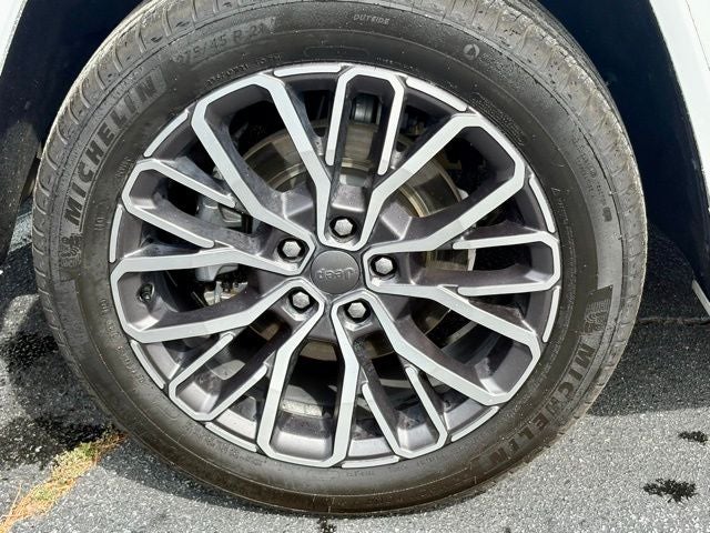 2022 Jeep Grand Cherokee L Summit