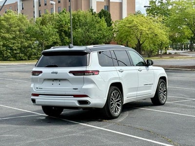 2022 Jeep Grand Cherokee L Summit