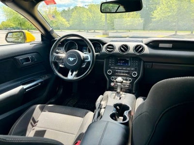 2016 Ford Mustang V6