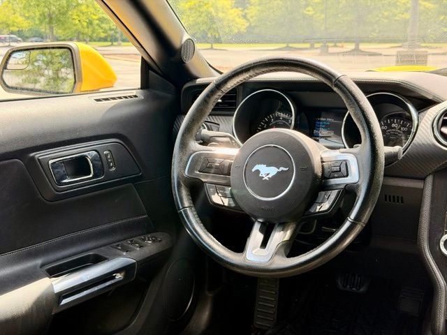 2016 Ford Mustang V6