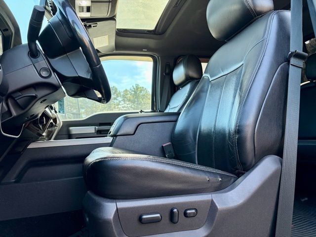 2014 Ford F-350SD Lariat DRW