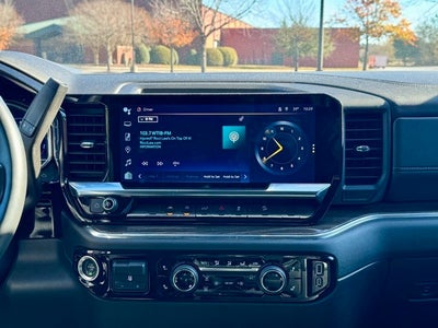 2024 Chevrolet Silverado 1500 LT LT1