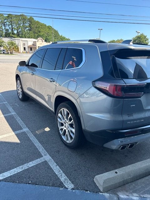 2025 GMC Acadia Denali