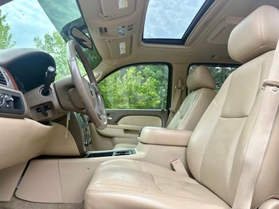 2011 GMC Yukon XL SLT 1500