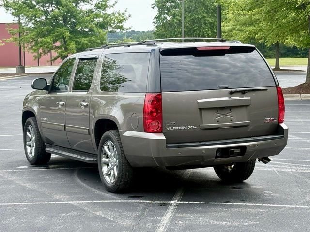 2011 GMC Yukon XL SLT 1500