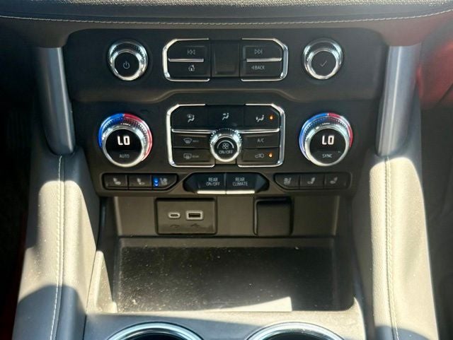 2024 GMC Yukon SLT