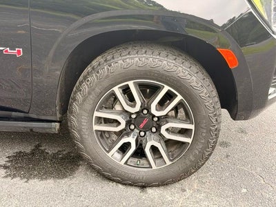 2023 GMC Yukon AT4