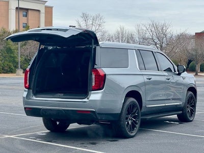 2023 GMC Yukon XL SLT