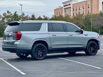 2023 GMC Yukon XL SLT