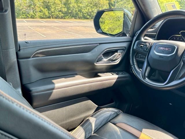 2021 GMC Yukon XL AT4
