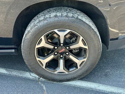 2021 GMC Yukon XL AT4