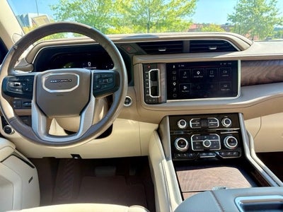 2023 GMC Yukon XL Denali