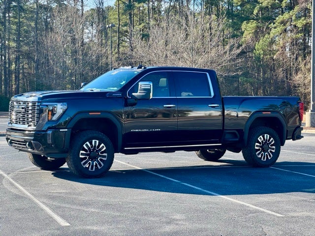2024 GMC Sierra 2500HD Denali Ultimate