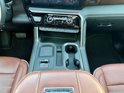 2025 GMC Sierra 2500HD Denali Ultimate