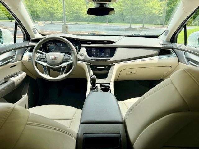 2020 Cadillac XT5 Premium Luxury