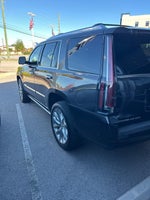 2018 Cadillac Escalade Platinum Edition