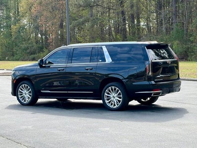 2023 Cadillac Escalade ESV Premium