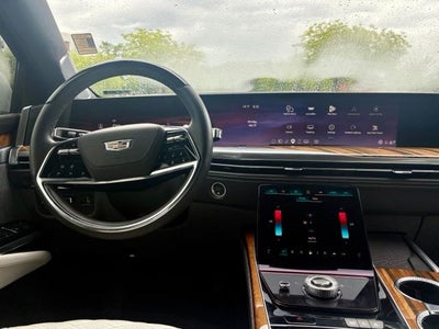 2025 Cadillac Escalade Sport Platinum