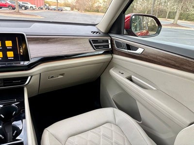 2025 Volkswagen Atlas 2.0T SEL Premium R-Line