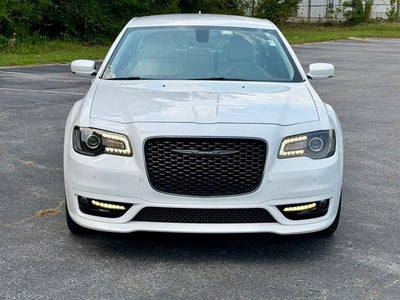 2023 Chrysler 300 Touring