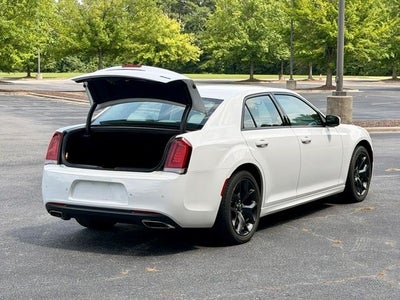 2023 Chrysler 300 Touring