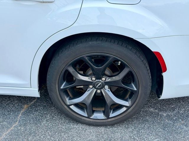 2023 Chrysler 300 Touring