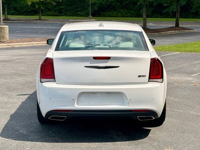 2023 Chrysler 300 Touring