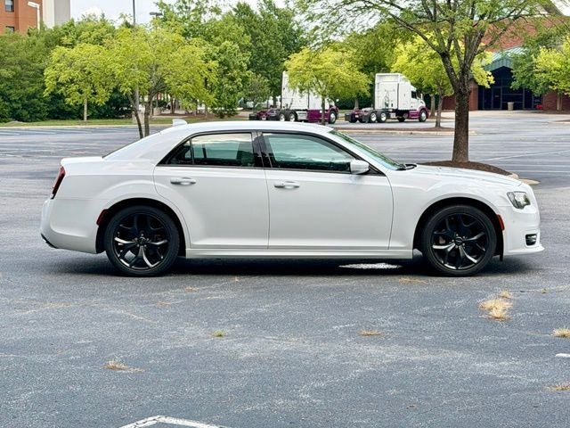2023 Chrysler 300 Touring