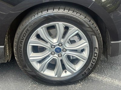 2021 Ford Edge Titanium