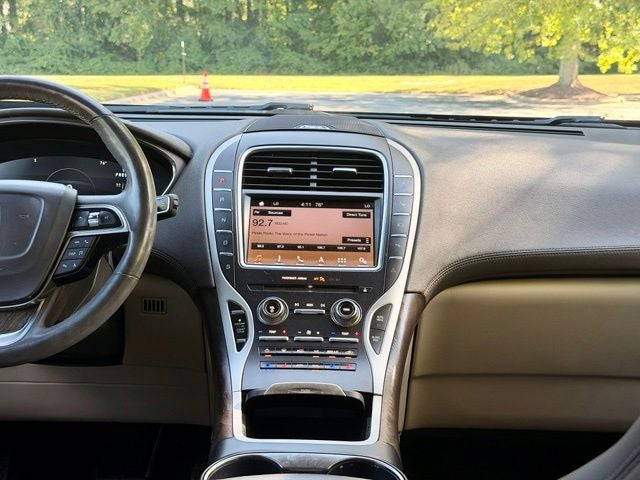 2019 Lincoln Nautilus Reserve
