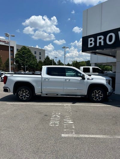 2024 GMC Sierra 1500 SLT