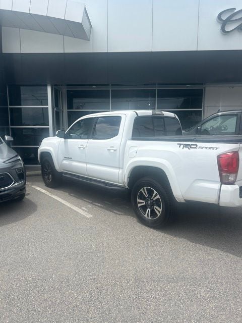 2016 Toyota Tacoma TRD Sport