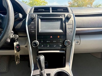 2017 Toyota Camry LE