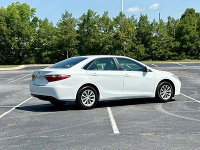 2017 Toyota Camry LE