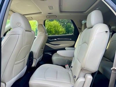 2020 Buick Enclave Essence