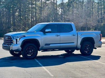 2024 Toyota Tundra Hybrid Platinum