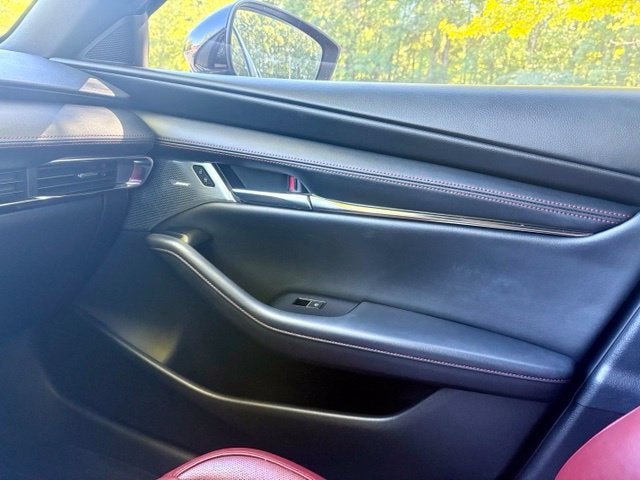 2023 Mazda Mazda3 2.5 S Carbon Edition