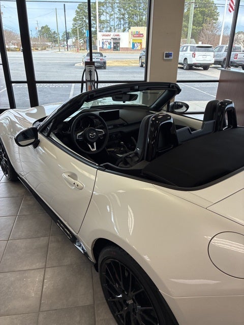 2025 Mazda Mazda MX-5 Miata Club