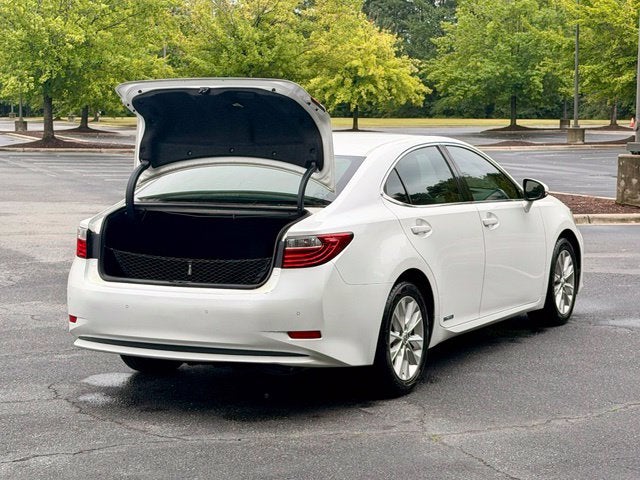 2013 Lexus ES 300h