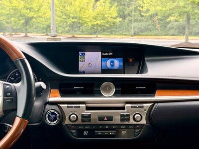 2013 Lexus ES 300h