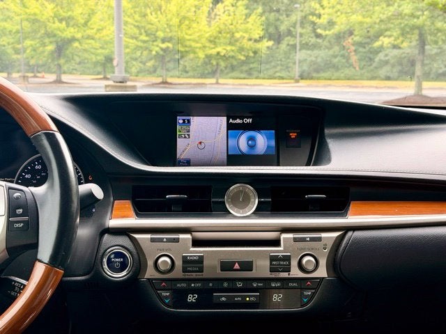 2013 Lexus ES 300h