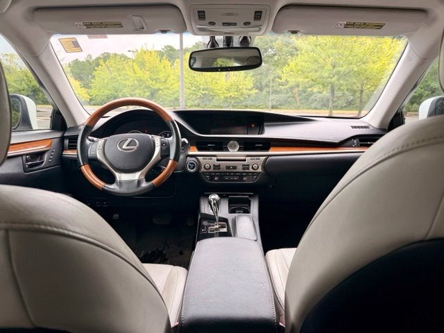 2013 Lexus ES 300h