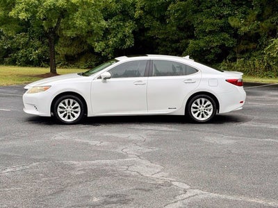 2013 Lexus ES 300h