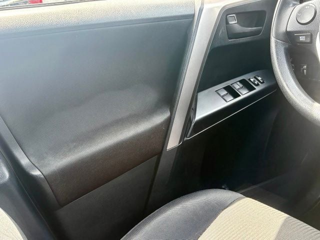 2016 Toyota RAV4 Base