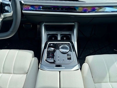 2025 BMW 7 Series 740i