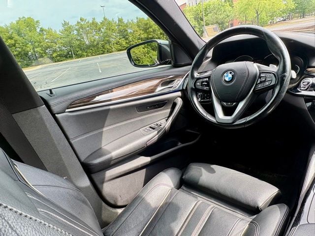 2018 BMW 5 Series 530i