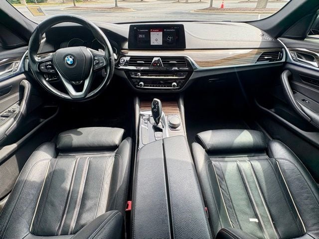 2018 BMW 5 Series 530i