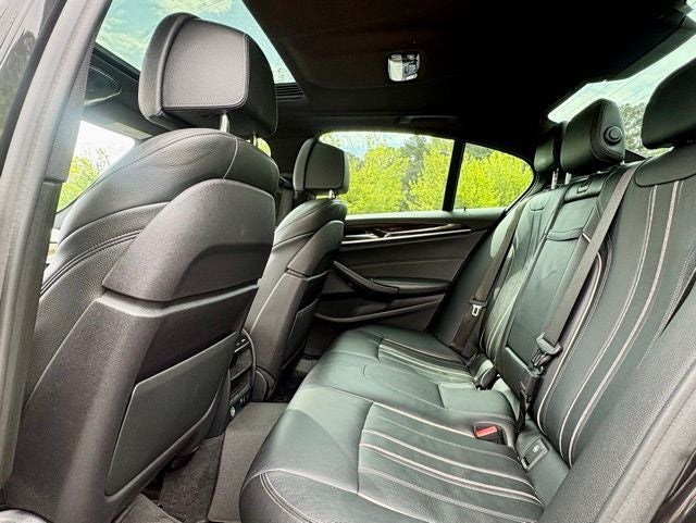 2018 BMW 5 Series 530i